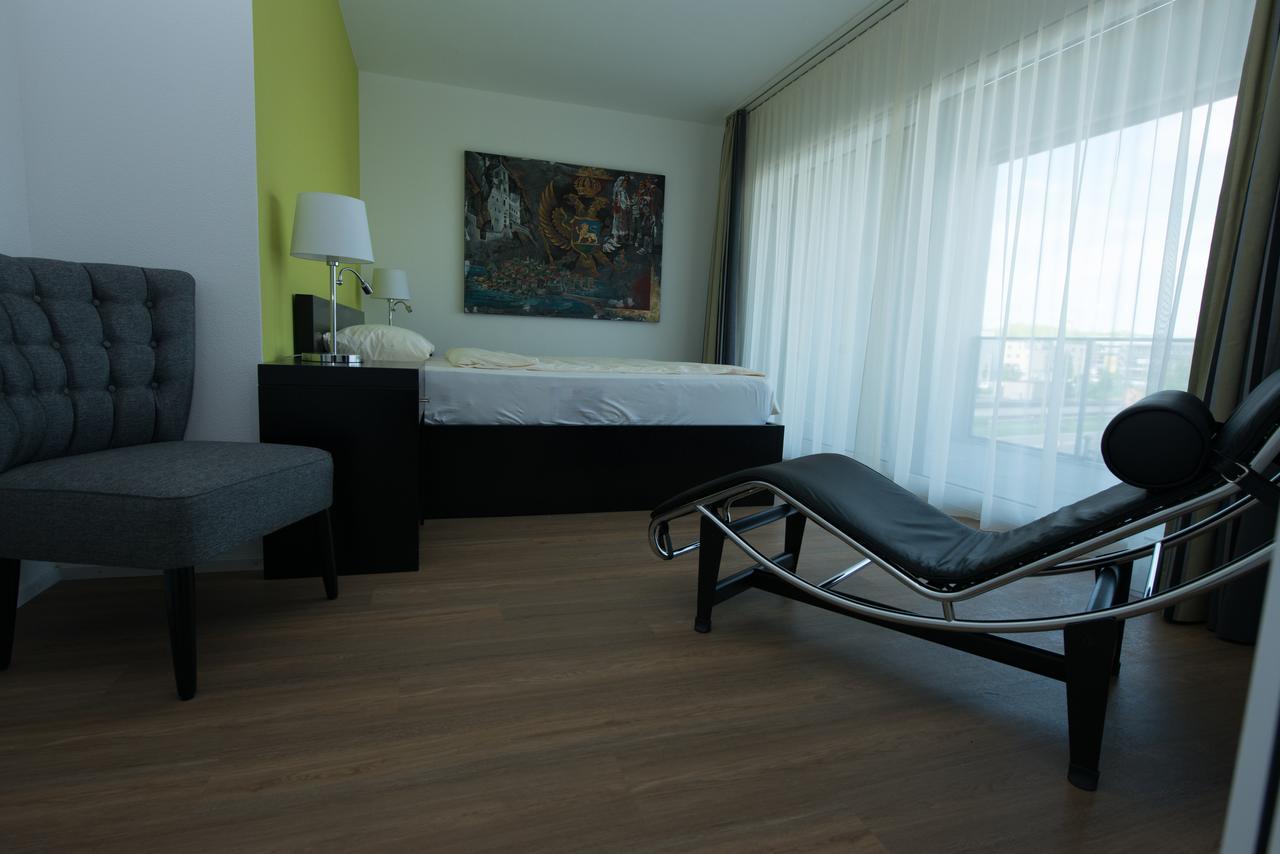 Hotel Swiss Bellevue Κρόιτσλινγκεν Εξωτερικό φωτογραφία